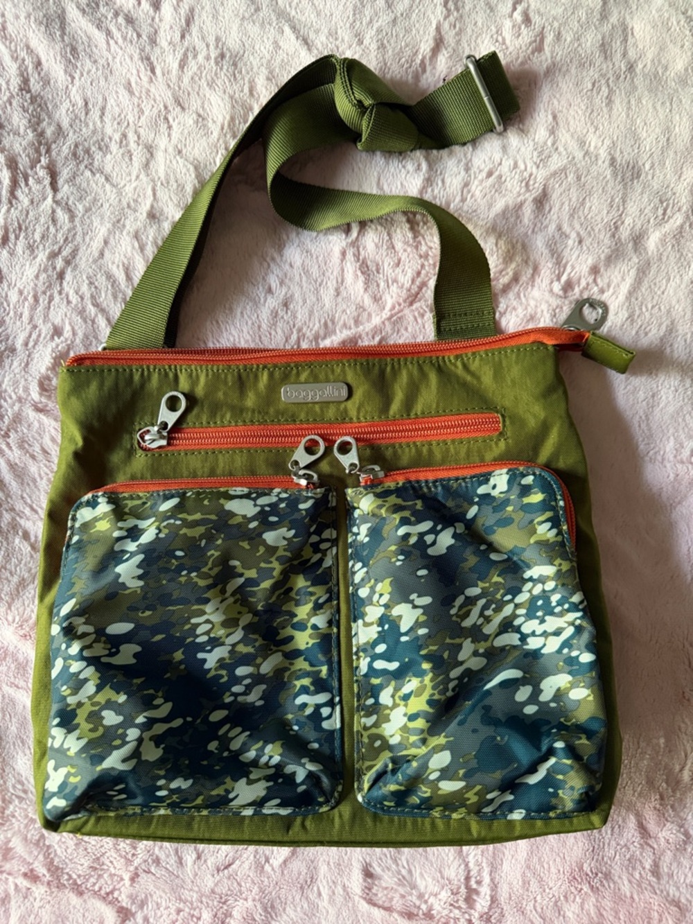 Baggallini Olive Green Crossbody with Orange Accents and Camo Pockets
